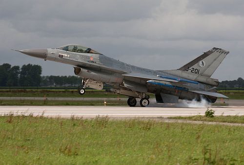 F16 Fighting Falcon Düsenjäger