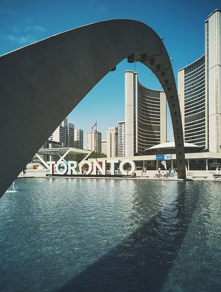 Toronto by Hello Pompoyo
