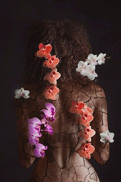 Beauty through pain by Elianne van Turennout