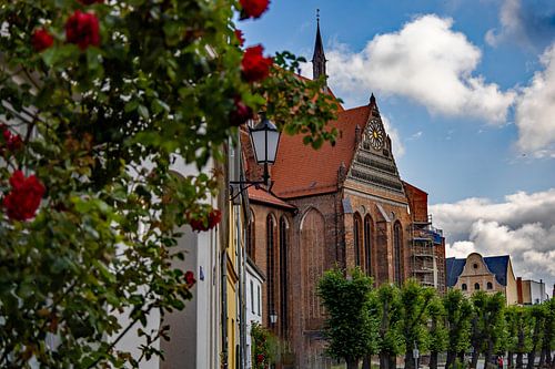 Juni uitzicht op St. Nikolai