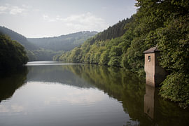 Stille am Stausee von Carlijn Basteleur-Jorritsma