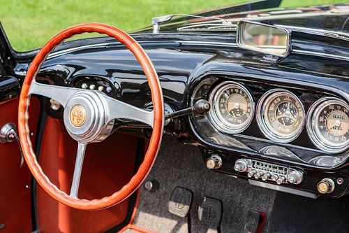 Alfa Romeo 1900 C Cabrio dashboard