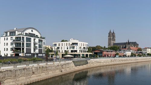 Panorama van de stad Magdeburg