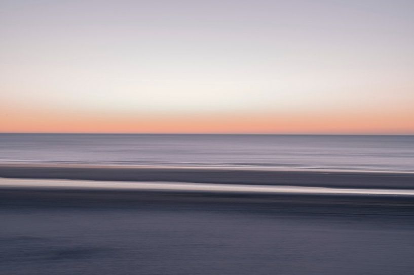 Pastel pink and grey long exposure landscape photography - Summer beach and sea travel photography by Christa Stroo photography