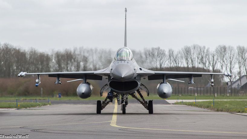 F-16 Fighting Falcon par Frank Van der Werff