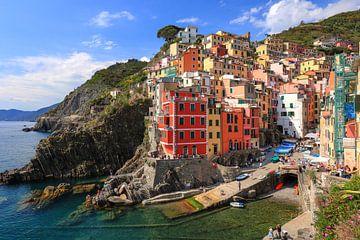 Het dorpje Riomaggiore. Cinque Terre, Italië van FotoBob