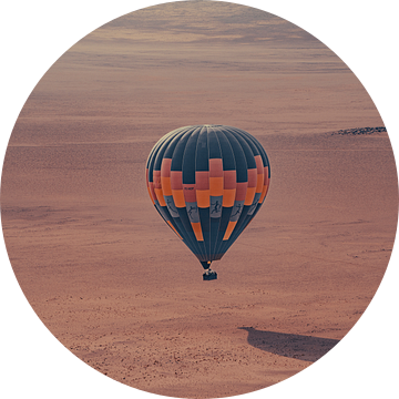 Luchtballonvaart over de Namib-woestijn Namibië, Afrika van Patrick Groß