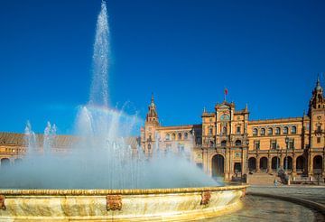 The famous Plaza de España in Seville