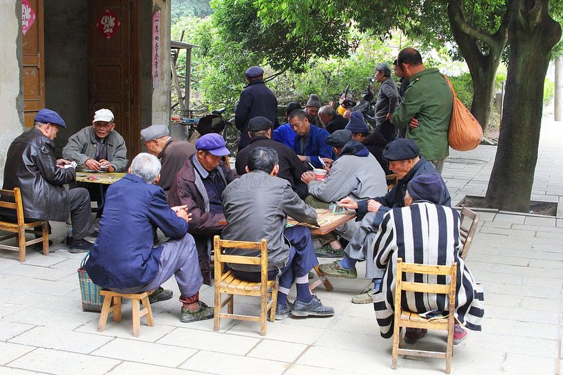 Illegal gambling | China by Inge Hogenbijl