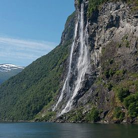 der wasserfall am geirangerfjord in norwegen von ChrisWillemsen