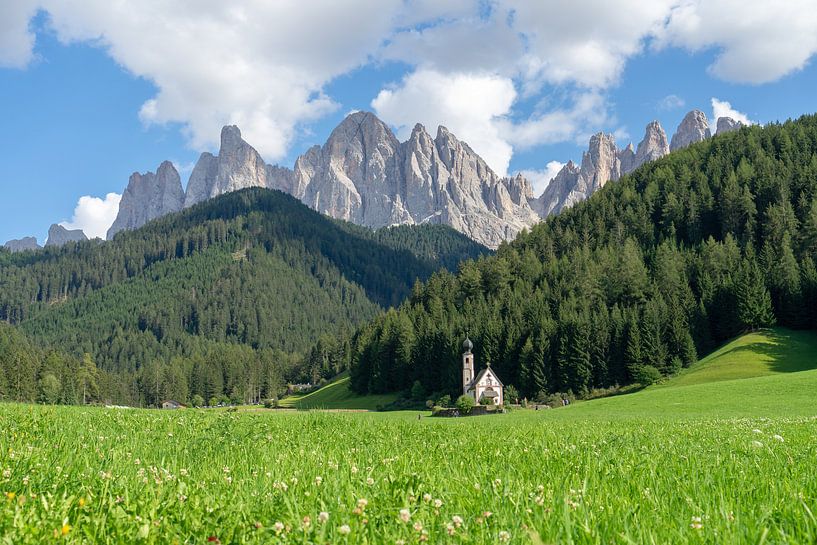 St Johann - Val di Funes - Italy von Peter Sneijders