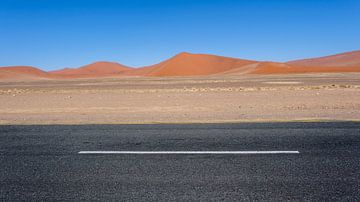 Sossusvlei, minimalist landscape by Nicolas Vangansbeke