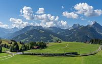 Trein in de Zwitserse bergen van Jeroen Kleiberg thumbnail