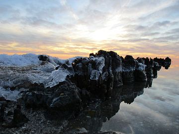 Zonsondergang achter de pier van Froukje Hobma