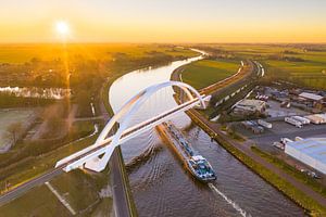 Bert Swartbrug tijdens Zonsondergang van Droninger