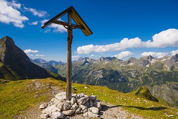 Bergkreuz beim Rappensee von Walter G. Allgöwer