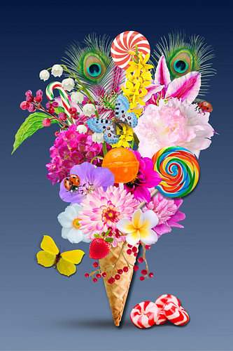 Cornet de crème glacée avec des fleurs