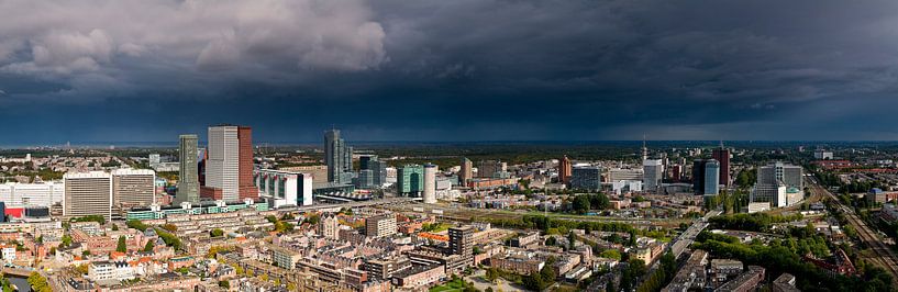 De sombres nuages sur La Haye par Anton de Zeeuw