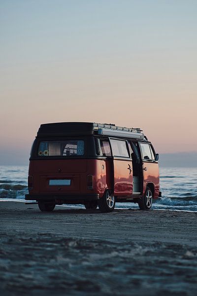 Vanlife on the beach - Blokhus, Denmark by Florian Kunde