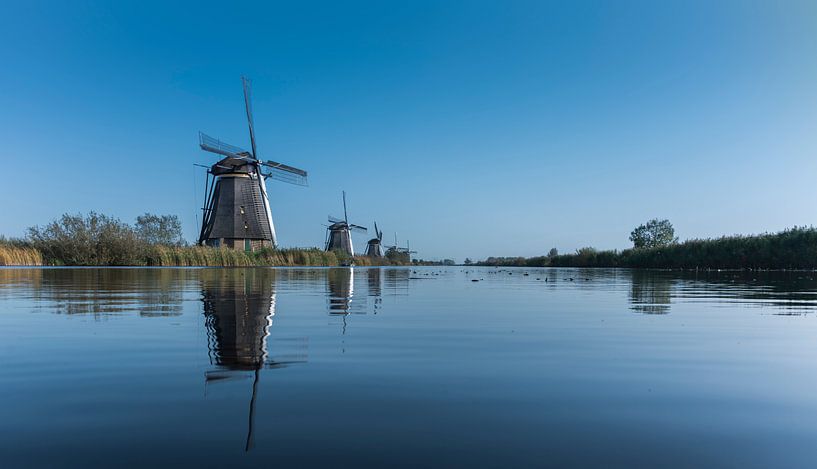 Moulin à vent Overwaard n° 4, Kinderdijk. par Pieter van Roijen