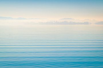 L'île aux femmes dans le brouillard