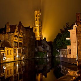 Brugge in de avond van William Boer