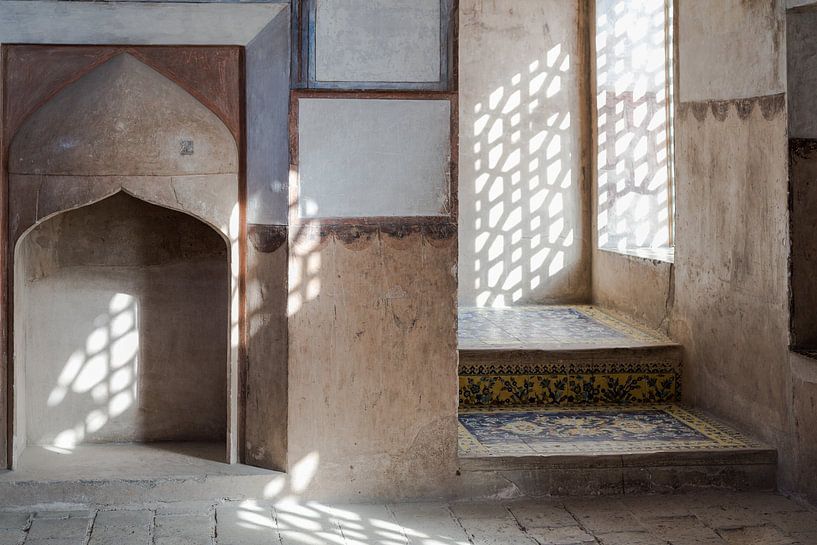 Interior of a palace in Esfahan | Iran by Photolovers reisfotografie