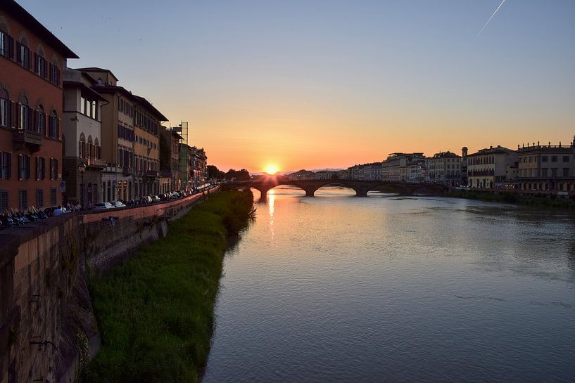 Florence by Hello Pompoyo