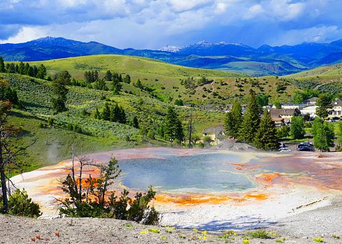 Hete bron in Yellowstone National Park in Montana