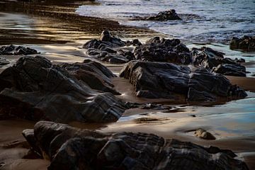 Rotsen, Agnes Water, Australie by Willem Vernes