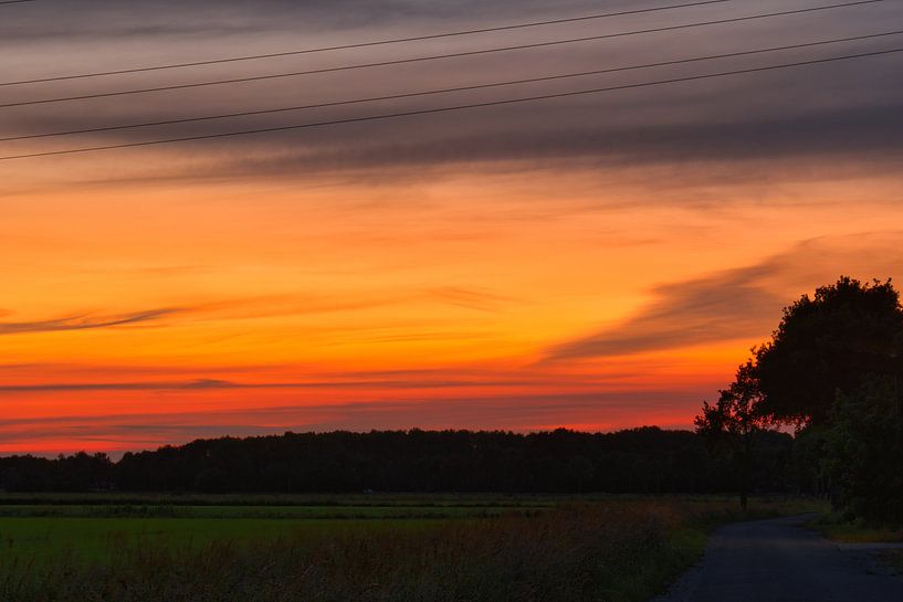 Zonsondergang in Juni van Jolanda de Jong-Jansen