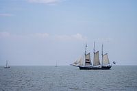 Zeilboot op het meer