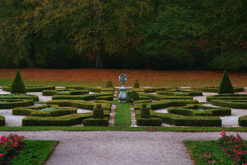 de Hollandse tuin in Clingendael tijdens de herfst par Georges Hoeberechts