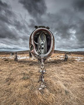 Abandoned plane by Gerben van Buiten