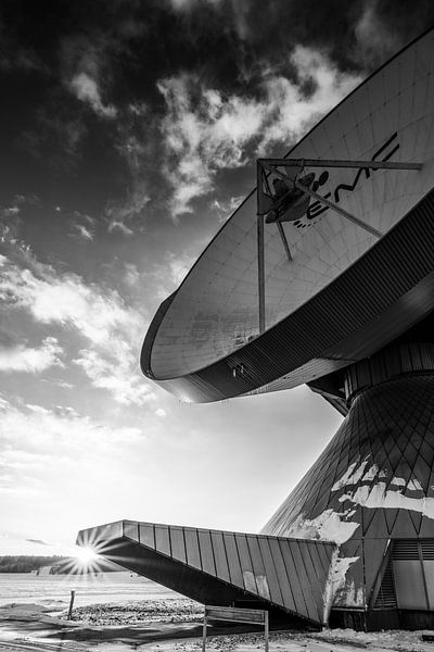 Outta space by Denis Feiner