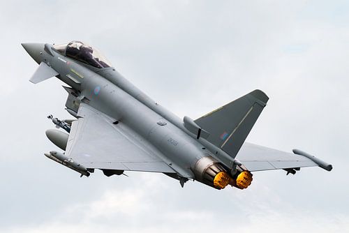 Avion de chasse Eurofighter Typhoon sur KC Photography