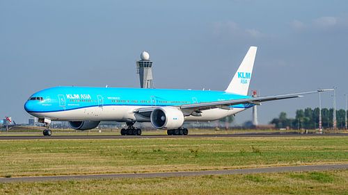 KLM Asia Boeing 777-300 passagiersvliegtuig.
