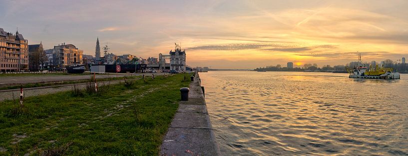 Antwerp Scheldt  by Bob de Bruin