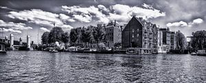 les maisons du canal sur le Prinsengracht par une belle journée d'été