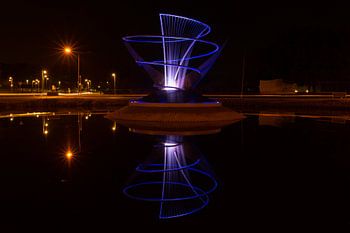 Verlichte fontein in Veendam