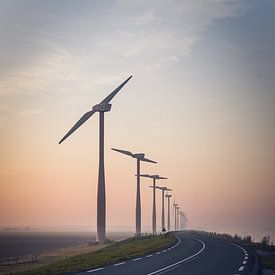 Windmühlen bei Sonnenaufgang von Wilbert Tintel