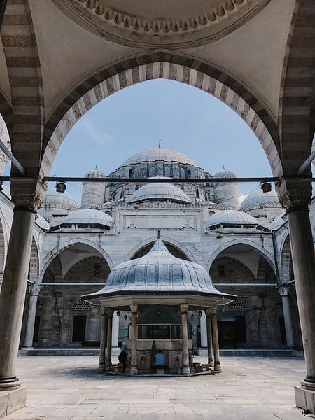 Istanbul by Hello Pompoyo