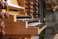 Orgel met drie klavieren