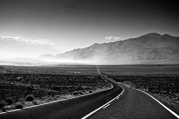 Highway in Death Valley | Black and white photography