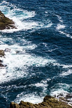 Brittany's rough sea by Vera Konijn