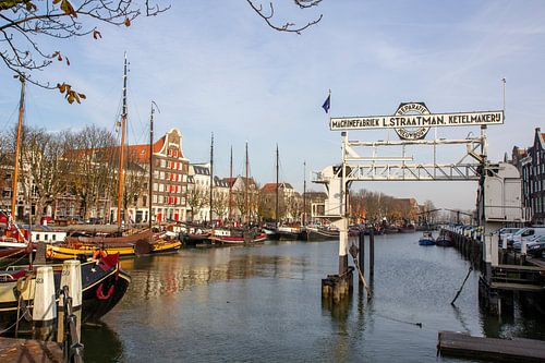 Wolwevershaven Dordrecht sur Carel van der Lippe