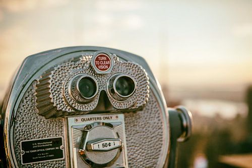 Muntkijker bij zonsondergang, New York, VS