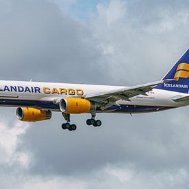 Icelandair Cargo Boeing 757-200PF. von Jaap van den Berg
