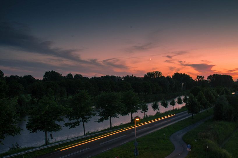 Zonsondergang van Starkenborghkanaal te Groningen von Tim Stoppels