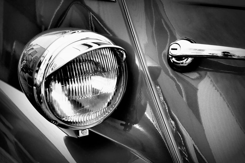 Headlight of the BMW Isetta van Made by Brigitte